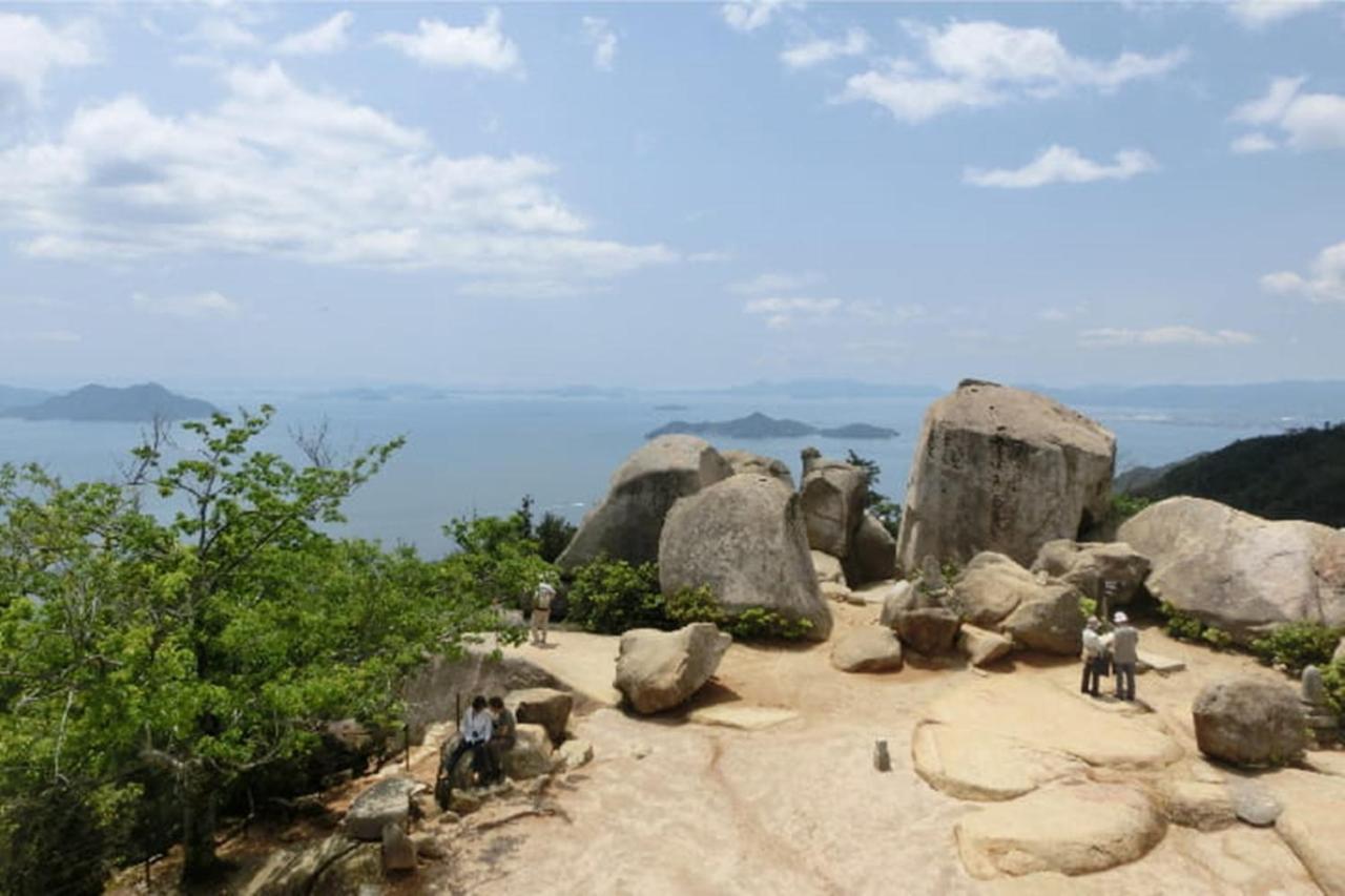 Отель Miyajima Shiro Хацукаити Экстерьер фото